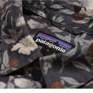 PATAGONIA BACK STEP SHIRT
FORGE GREY men’s large